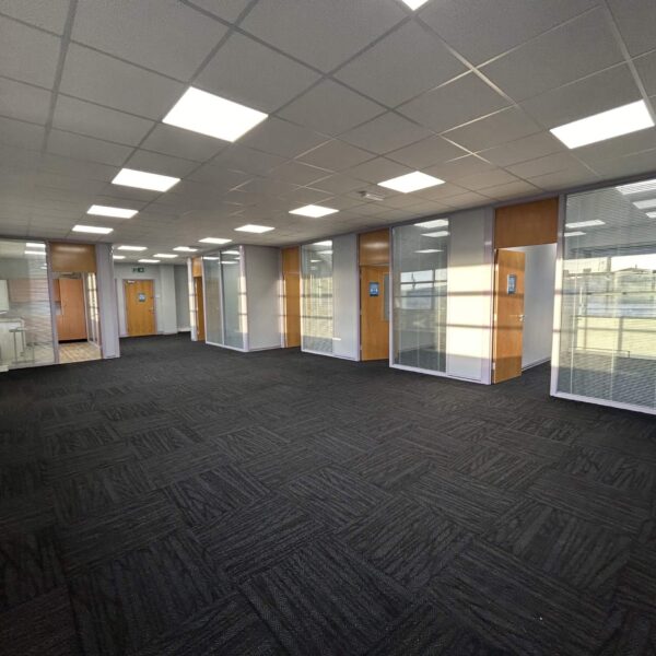 Suite 3, Edgewater Business Park, Building Shaftesbury House - Image 4