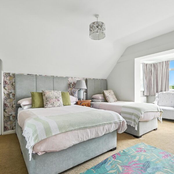 Overdale Motel, 150 Belsize Park - 150 Belsize Road-22.jpg