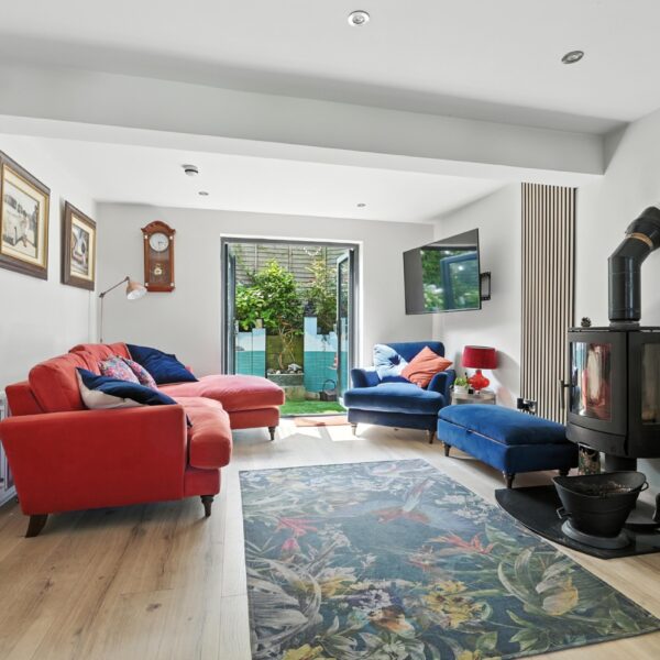 Overdale Motel, 150 Belsize Park - 150 Belsize Road-35.jpg