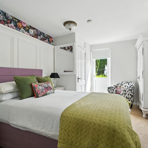 Overdale Motel, 150 Belsize Park - 150 Belsize Road-11.jpg