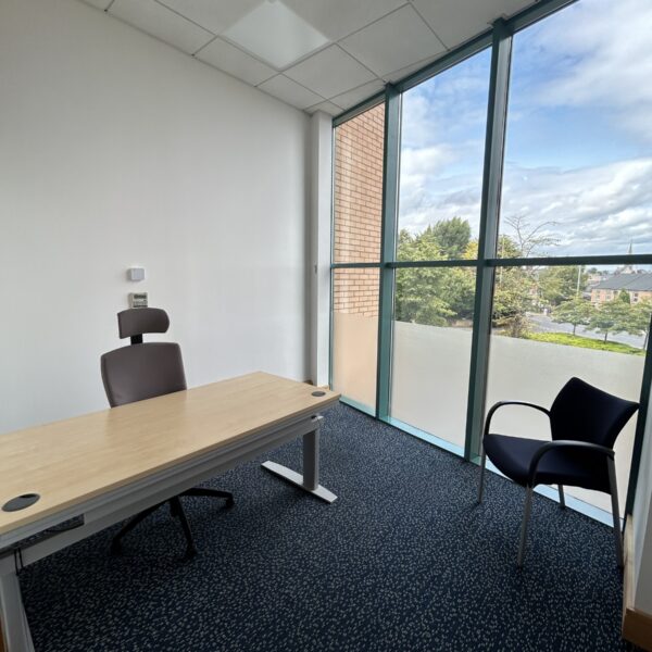 The Mount Business Centre, 2 Woodstock Link - image00039.jpeg