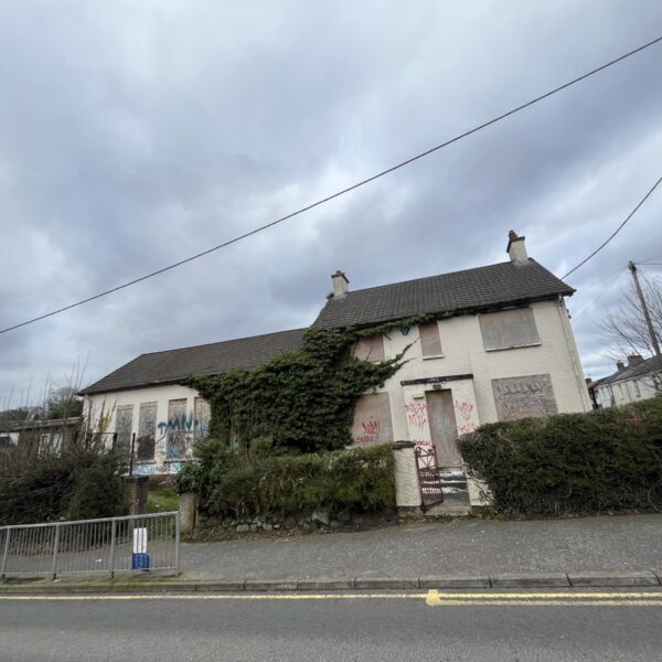 19-21 Upper Dunmurry Lane - IMG_2803.JPG