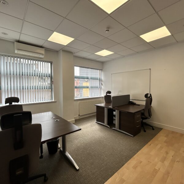 The Mount Business Centre, 2 Woodstock Link - image00034.jpeg