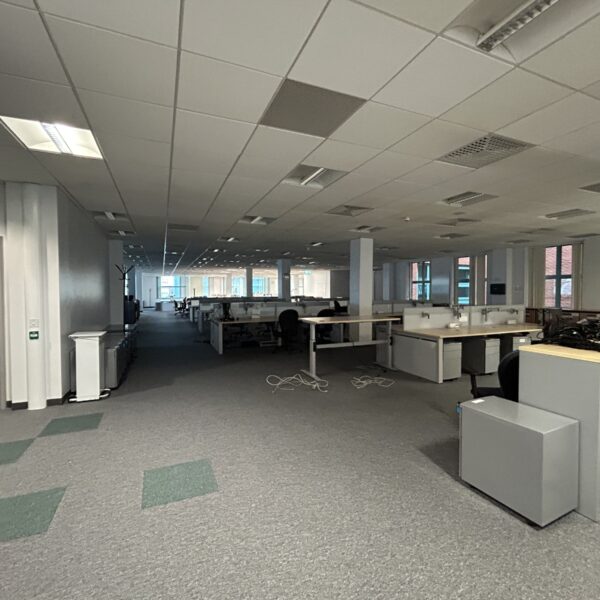 9 Lanyon Place - IMG_4002.JPG