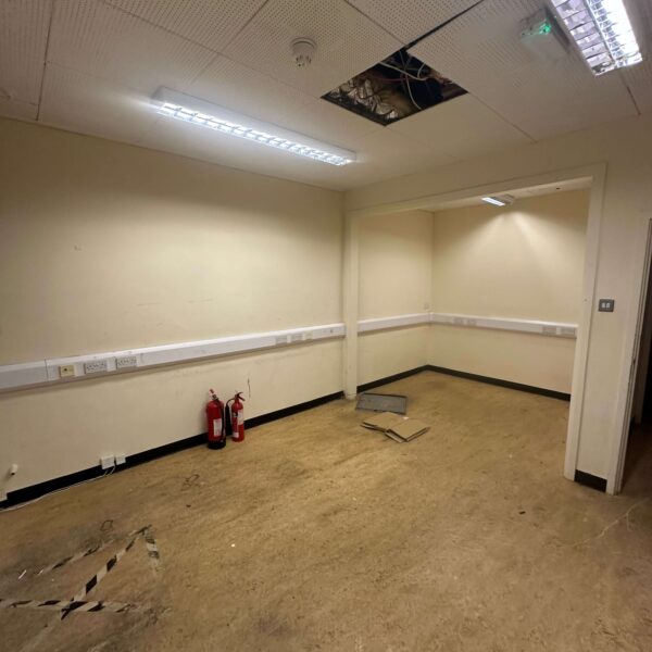 331 Cregagh Road, Belfast - Image 7
