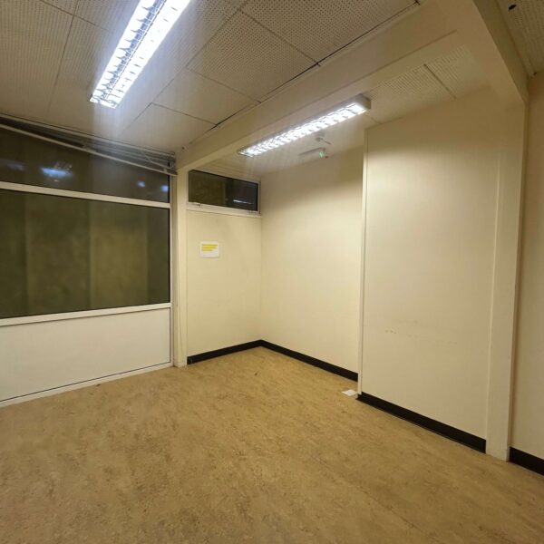 331 Cregagh Road, Belfast - Image 9