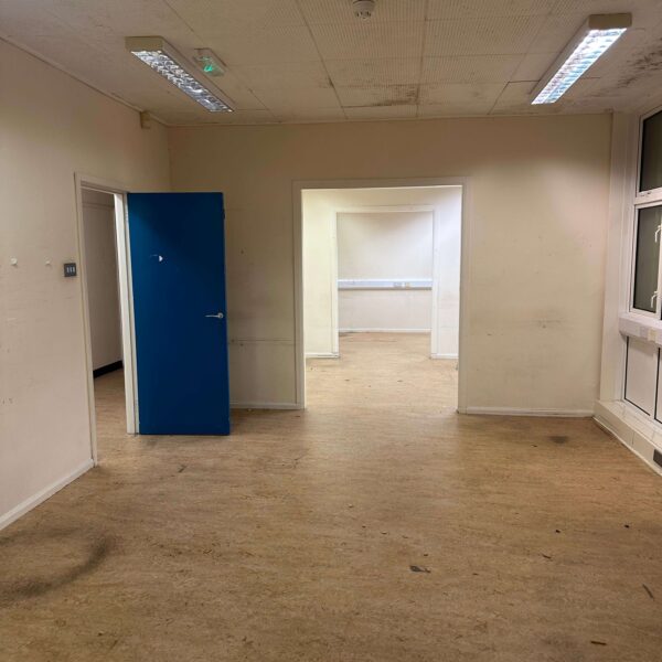 331 Cregagh Road, Belfast - Image 6