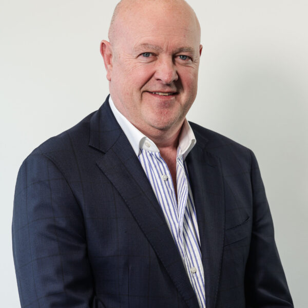 David McNeilis