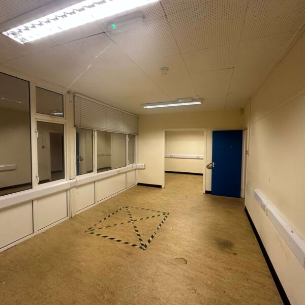 331 Cregagh Road, Belfast - Image 5